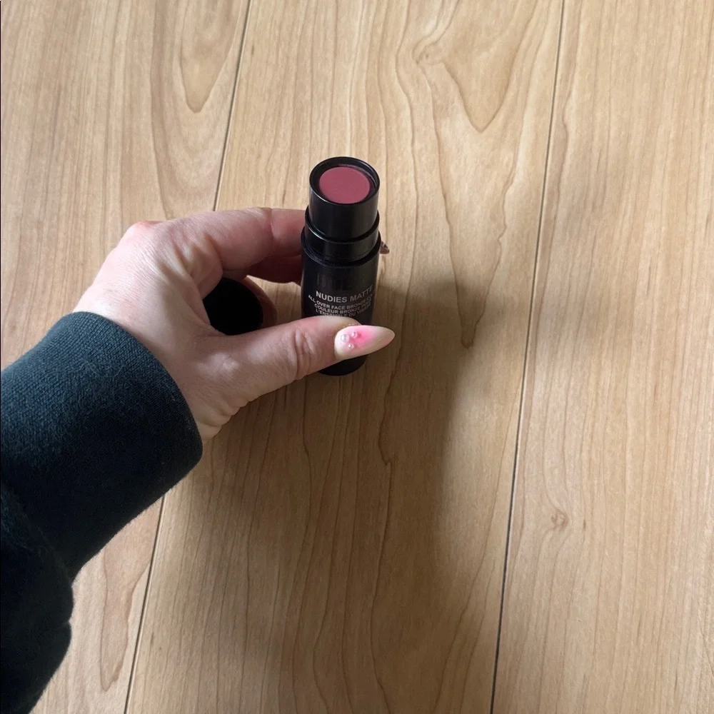 Nudestix Nudies Matte Bronze